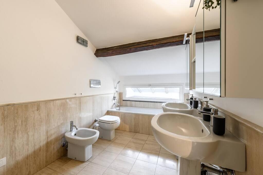Buenos Aires' Nest - 10 Minutes From Duomo With Terrace Apartment Милано Екстериор снимка